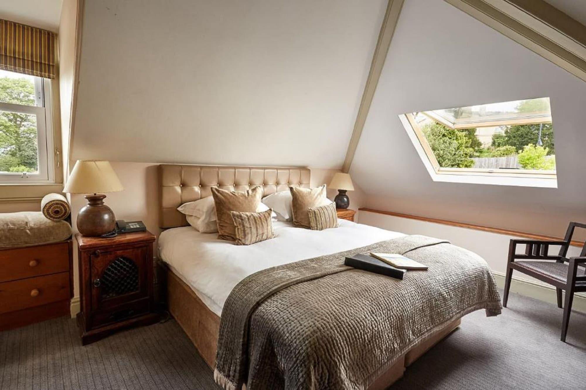 Dorian House Boutique B&B - Free Parking! Bath Zewnętrze zdjęcie A bedroom at The Grove